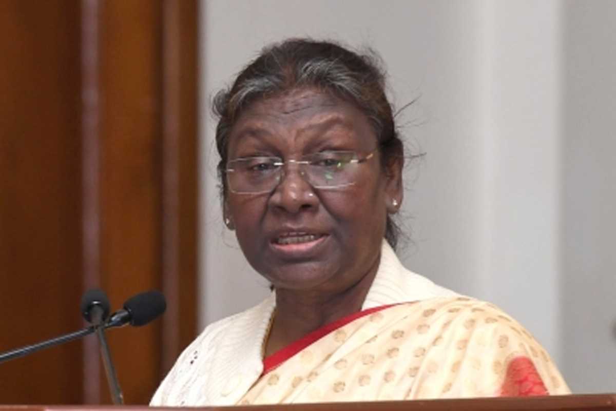 राष्ट्रपति मुर्मू गुवाहाटी उच्च न्यायालय के प्लेटिनम जुबली समारोह में शामिल हुए